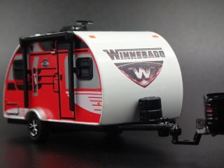 2016 Winnebago Winnie Drop Travel Trailer 1710 Camper Rare 1:64 Diecast Model