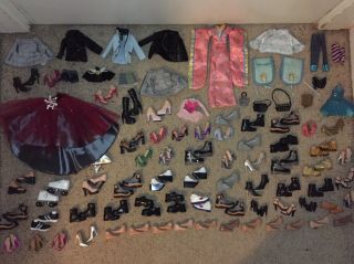 17 Rare Bratz Doll Bulk Female 1 Male,  Mass Amounts Of Shoes & Clothing 7