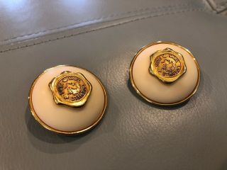Vintage Rare KARL LAGERFELD PARIS LOGO Gold Tone Clip On Earrings 1.  5” 7