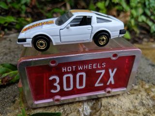 Vintage Hot Wheels Park N Plates Nissan 300zx White With Gold Hot Ones Rare One