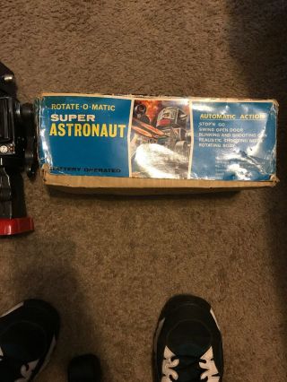 Vintage Rotate o matic Astronaut made in Japan 1960s Rare Toy 8