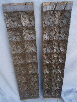 TWO RARE 16TH CENTURY OAK CARVED FLOWER HEADS PANEL 3