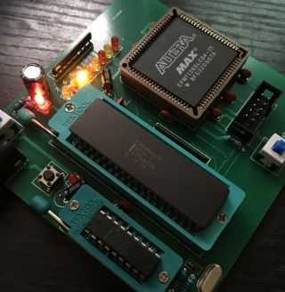 Rare Intel MD8086/B CPU DIP40 5MHz Vintage 8086 Processor 4