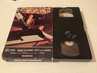 Goldfinger UNITED ARTISTS VHS big book box 007 Sean Connery rare CBSFOX 2