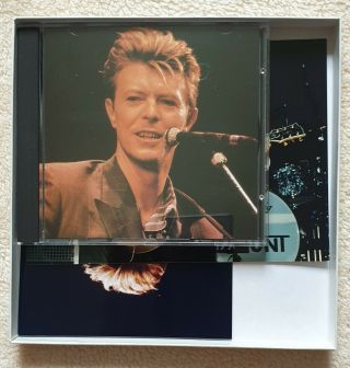 RARE DAVID BOWIE / TIN MACHINE PRESS CONFERENCES - CD AND PHOTOGRAPHS - BOXED 2