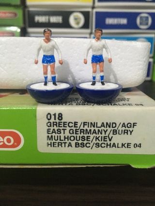 Subbuteo Lw Team - Greece Finland Kiev Ref 018.  Lovely Team Kit.  Rare