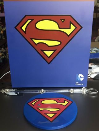 Mezco One 12 Superman Classic Box and all Accessories Rare HTF 5