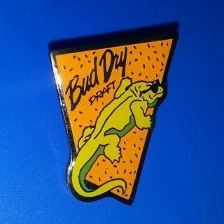 Vintage Bud Dry Draft Beer Iguana Lizard Collectible Pin Rare L@@k