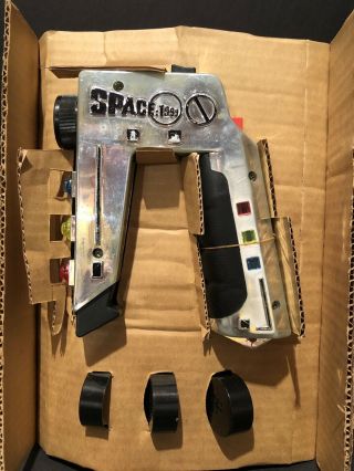 Space 1999 Stun Gun Remco 1976,  ULTRA RARE With Box and Instructions 2