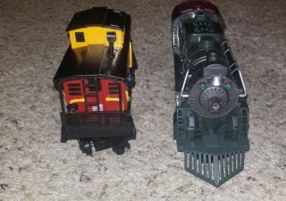 LIONEL 477810 PRR CABOOSE 561 engine black red yellow rare train set only 2 two 4