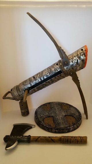 How To Train Your Dragon Viking Weapons Axe Shield Hiccups Dragon Striker Rare