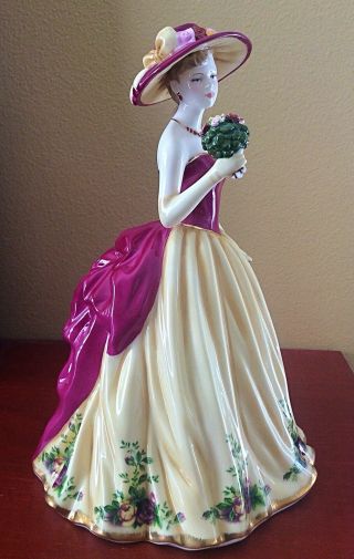 Rare Royal Albert Old Country Roses 2010 Figurine Of The Year W/ Box 9 " Tall
