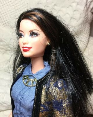 VERY RARE barbie doll raquelle Fully Articulated Glam luxe metallic CBD29 7
