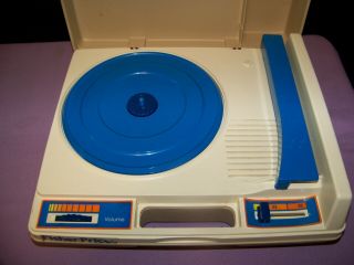 Vintage Rare 1978 Fisher Price 825 Record Player Phonograph 33 & 45 