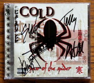 Very Rare Cold - Year Of The Spider Signed Full Band (sp.  Ed.  Cd/dvd)