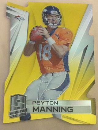 2014 Spectra Peyton Manning Broncos Very Rare Gold Die Cut Prizm 1/10