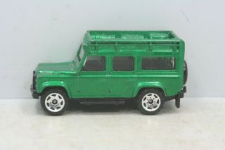 Matchbox 2005 Land Rover Defender 110 - 1997 Rare Metallic Green