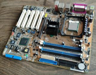 Asus P4c800 - E Deluxe Rev 2.  00 Intel 875p Ich5 Socket 478 P4 Motherboard Rare