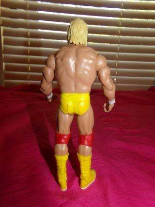RARE Hulk Hogan WWE 2011 Mattel Elite Defining Moments Series Action Figure. 2