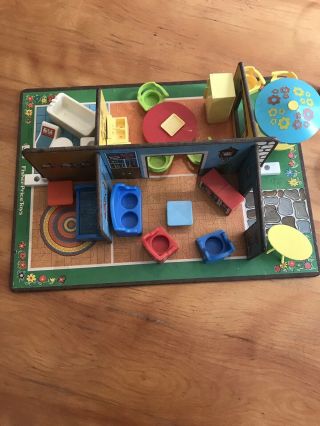 Rare Vintage 1971 Fisher Price Playhouse W Furniture And Little People