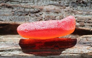 RARE,  NEAR FLAWLESS SCARLET RED FROSTY PARTIAL SEAGLASS BOTTLE BOTTOM U.  V 6
