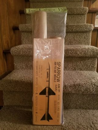 The Launch Pad Aim - 7 Sparrow Missile Flying Model Rocket Kit Rare