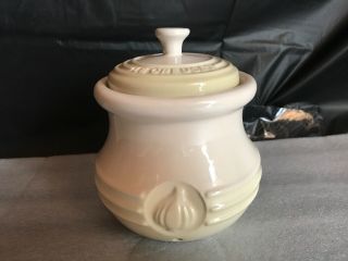 Rare Le Creuset Stoneware Garlic Keeper Fired Stoneware Resist Odors Dune