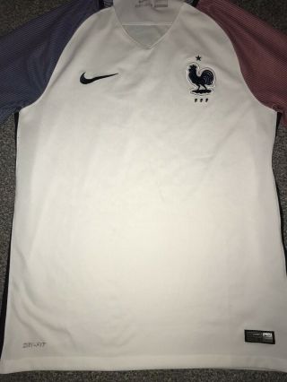 France Away Shirt 2016/17 Medium Rare