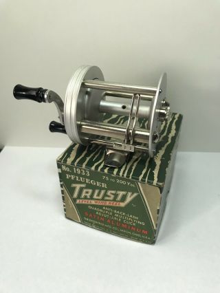 Vintage Rare Combination PFLUEGER TRUSTY 1933 FISHING REEL W/Box 4