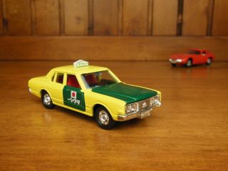 Tomica DANDY 008 TOYOTA CROWN TAXI,  Made in Japan vintage pocket car Rare 8