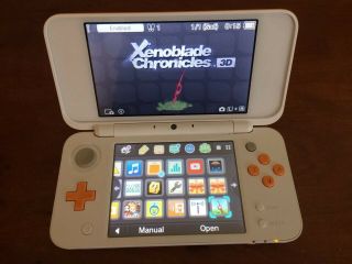 Metroid & Xenoblade Rare Nintendo 2ds Xl (jan - 001) 4gb,  Stylus No Charger