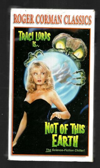 Not Of This Earth (vhs) Traci Lords 1st.  Major Feature Rare/oop/htf Vg Conditn