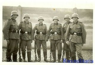 Rare: German Elite Totenkopf Unit Truppe W/ Stahlhelms & Rifles Posed