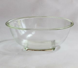 Rare Vintage Clear Pyrex 4 Qt.  Mixing Bowl With Square Base Pre - Owned