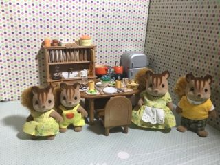Sylvanian Families Rare Vintage Dining Room Set And Squirrel Family