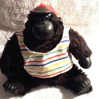 Vintage Rare Singing Magogo Gorilla w/Striped Shirt & red Hat Unknown if 3