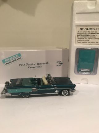 Danbury 1958 Pontiac Bonneville Convertible Scale 1:24 Rare