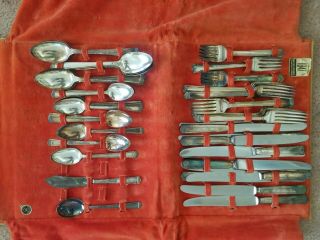 Roger Brothers 1847 Silverplate 12 Person set with RARE soft carry case. 2