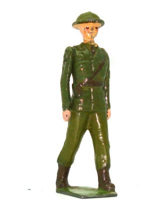 Britains 1940 - From Set 1897 - R.  A.  M.  C.  Officer - Rare