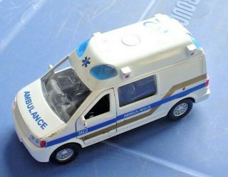 Fun Stuff Inc.  Diecast 1:32 Scale Ambulance 362 Rare Vintage