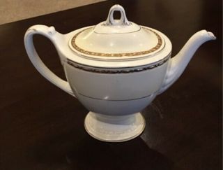 Homer Laughlin Georgian Eggshell - Rare Pattern - 5 Cup Large Tea Pot