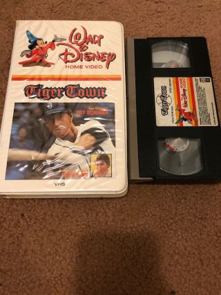Disney - Tiger Town VHS (White Clam Shell) Rare/HTF 4