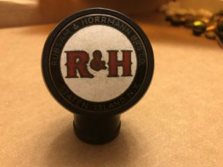 Vintage " R&h " Rubsam & Horrmann Brewing Co Beer Tap Wood Ball Knob C.  1946 Rare