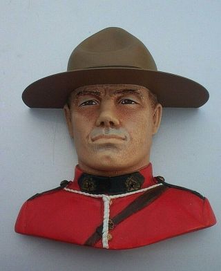 Rare Bossons 1992 Royal Canadian Mounted Policeman 3d Character Wall Mask.