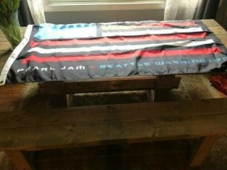 PEARL JAM USA FLAG Seattle Eddie Vedder RARE 2