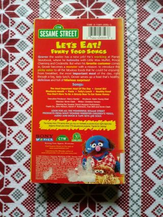 Sesame Street Let ' s Eat Funny Food Songs VHS Tape Rare 4