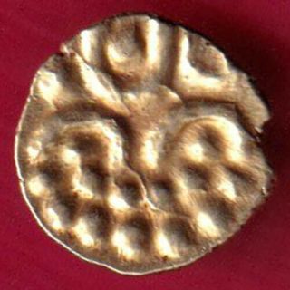 Ancient - South Indian - Gold Fanam - Rare Coin Bq20