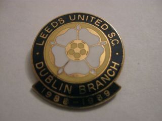 Rare Old 1989 Leeds United Football Supporters Club Enamel Brooch Pin Badge