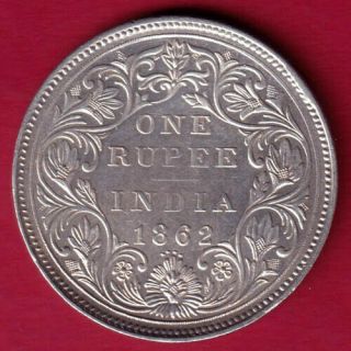 British India - 1862 - 0/4 Dots - Victoria Queen - One Rupee - Rare Silver Coin P7