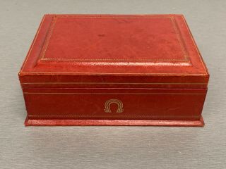 VINTAGE 1950 ' s OMEGA RED LEATHER WRIST WATCH DISPLAY BOX.  RARE BOX 3